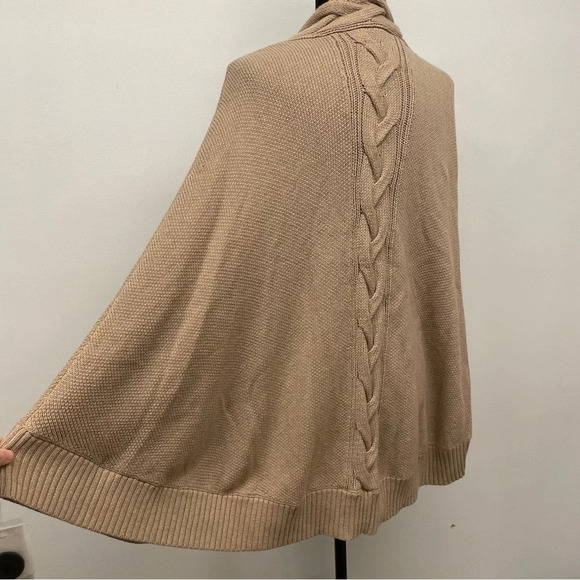 NWT UGG Anjeline Knit Cape Cable Sweater XS/S - Picture 12 of 13